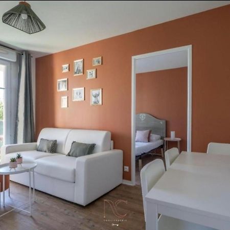 Appartement Castle - 10 Minutes De Disney Bussy-Saint-Georges Exterior foto
